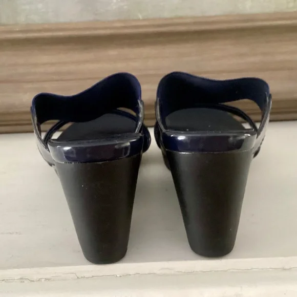 Chaps Shoes Women's Size 7.5 Navy Blue Slides Wedge Slip-on Sandals Elastic Top - Picture 5 of 10